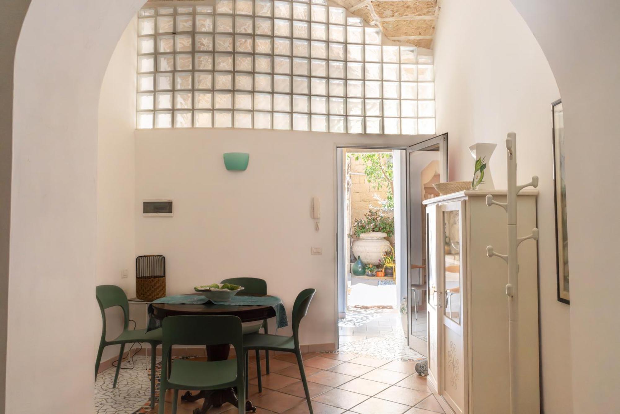 B&B Corte Dei Memoli Di Margiotta Giuseppina Lecce Zewnętrze zdjęcie