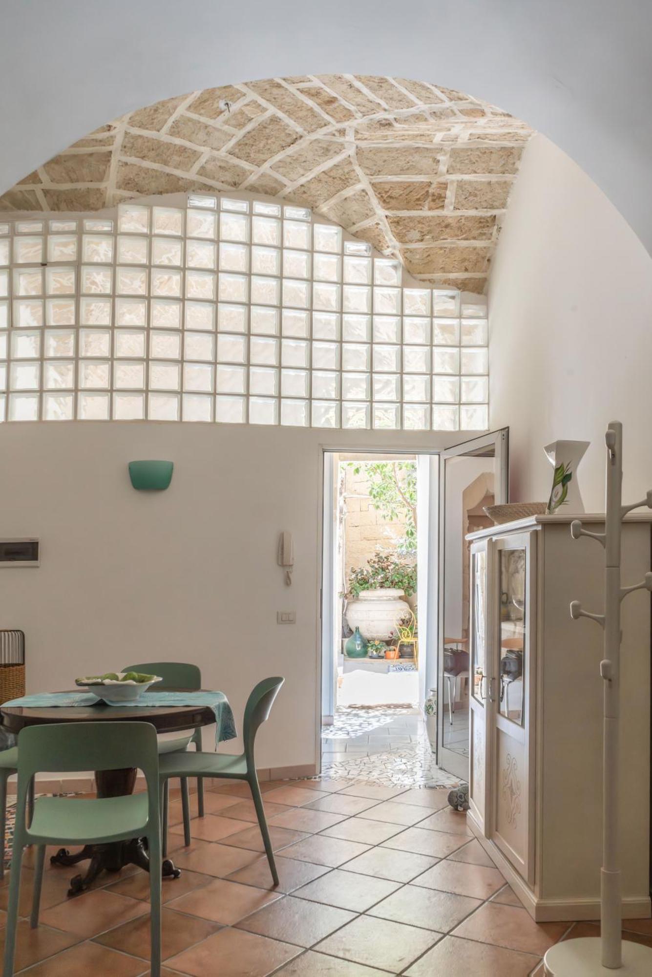 B&B Corte Dei Memoli Di Margiotta Giuseppina Lecce Zewnętrze zdjęcie