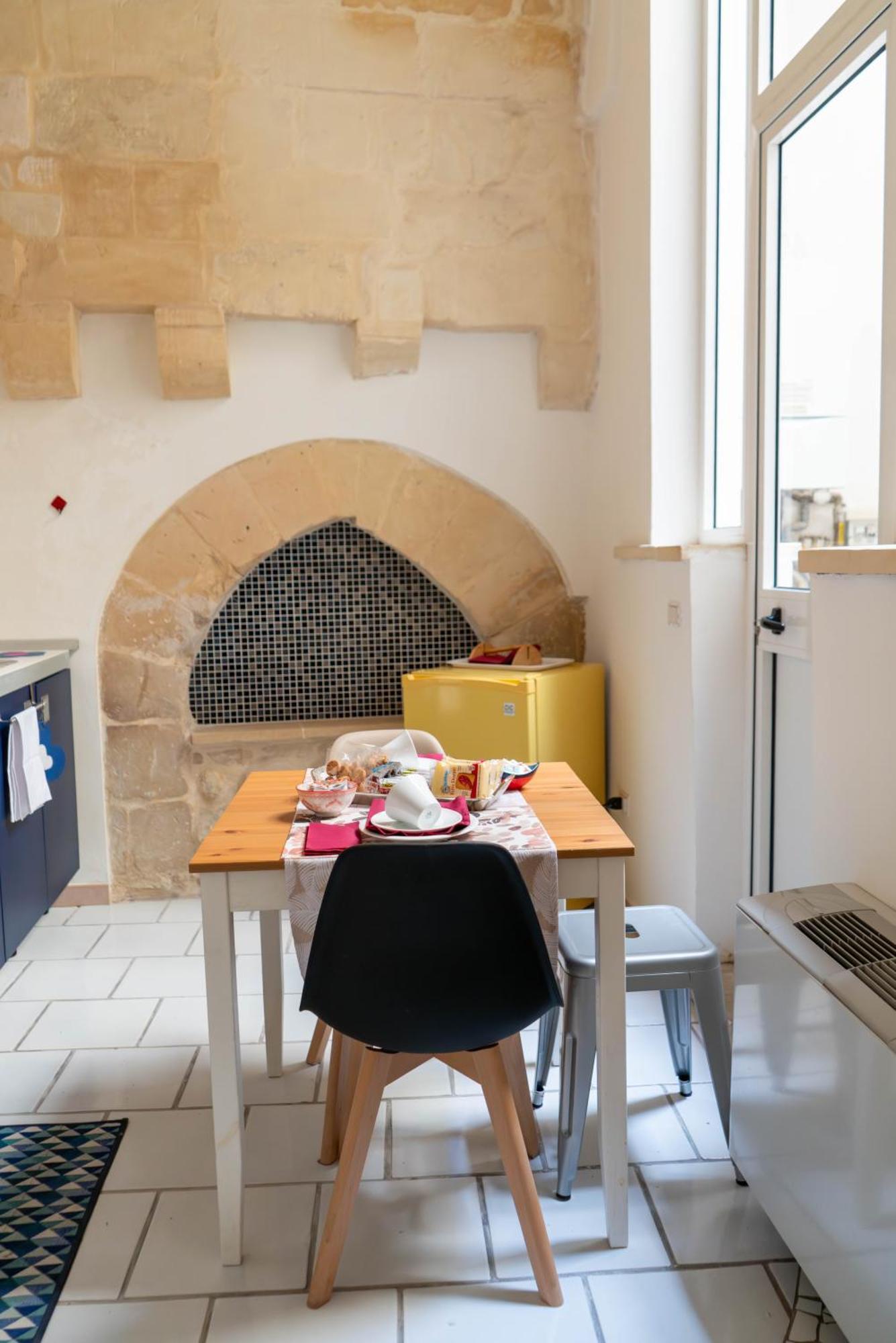 B&B Corte Dei Memoli Di Margiotta Giuseppina Lecce Zewnętrze zdjęcie