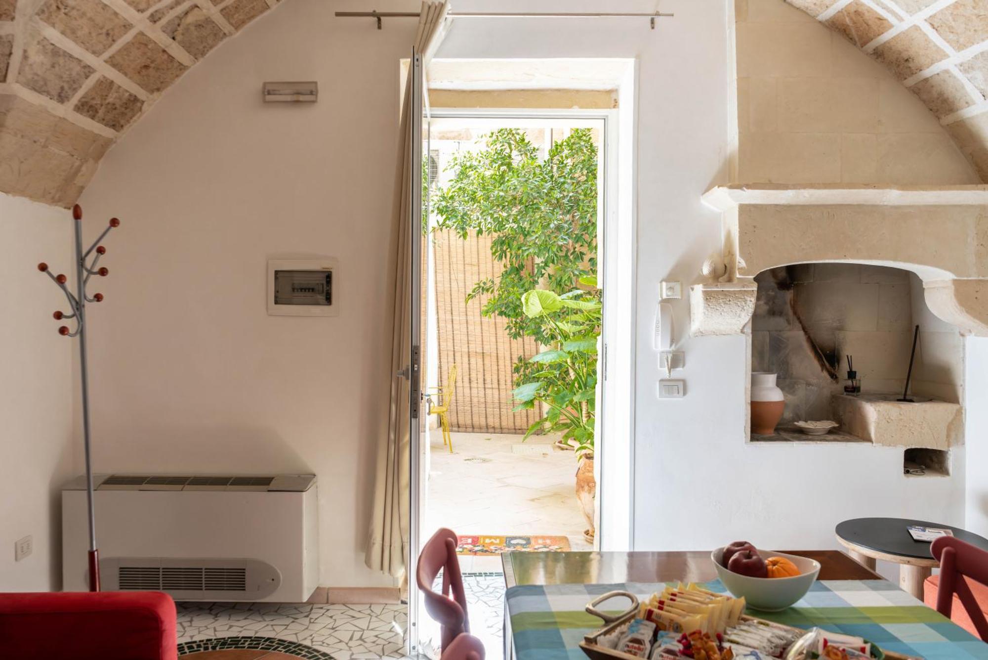 B&B Corte Dei Memoli Di Margiotta Giuseppina Lecce Zewnętrze zdjęcie