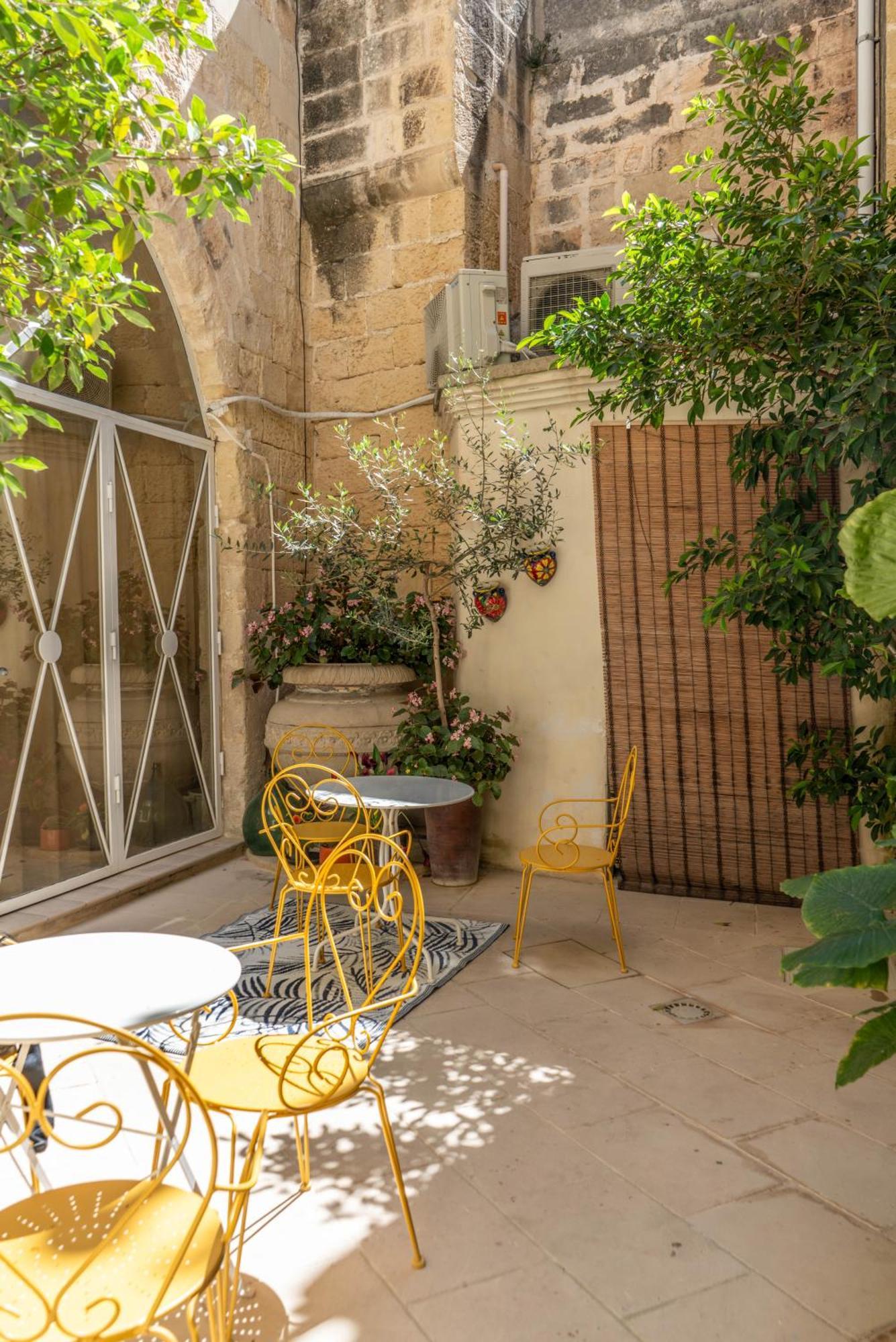 B&B Corte Dei Memoli Di Margiotta Giuseppina Lecce Zewnętrze zdjęcie