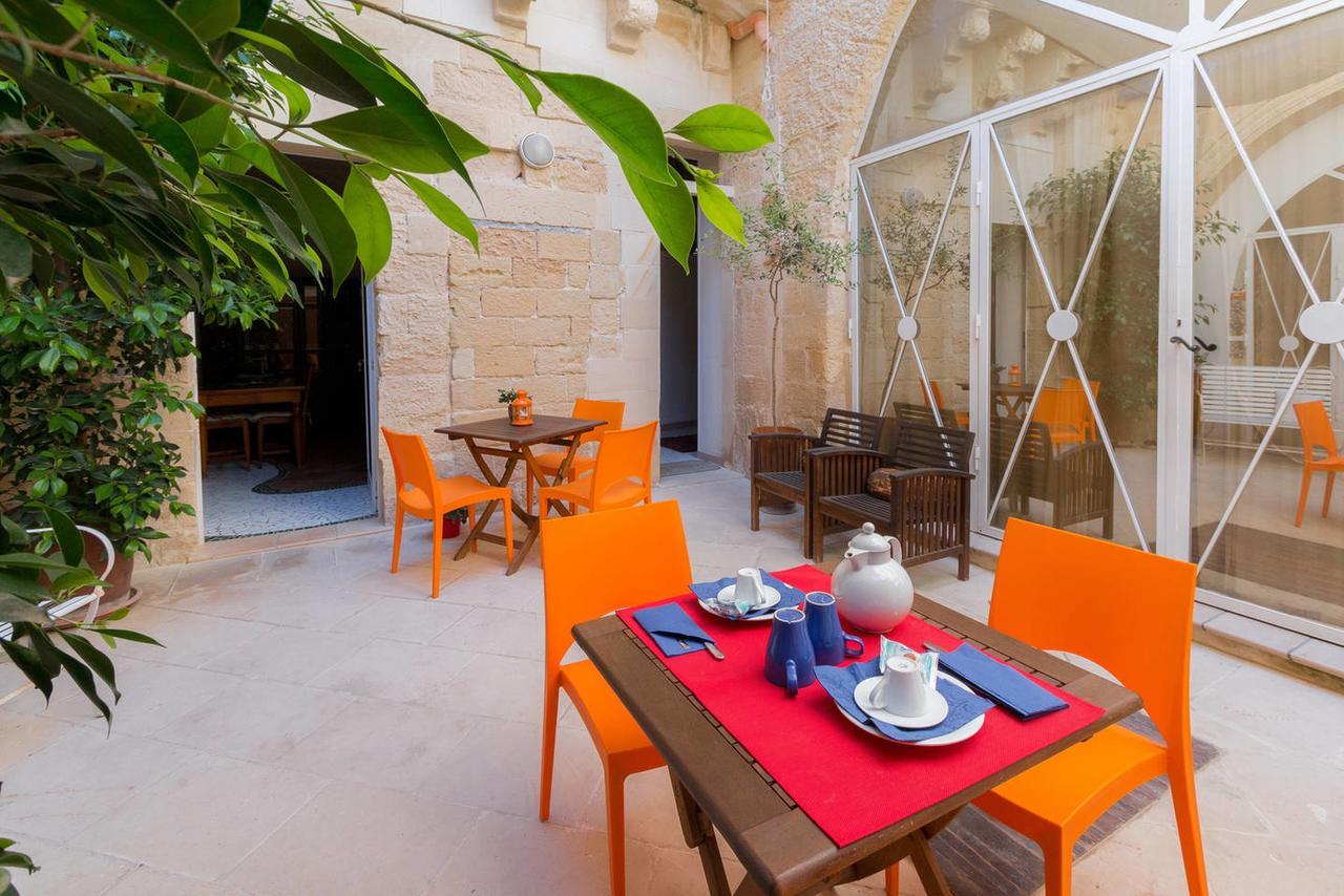 B&B Corte Dei Memoli Di Margiotta Giuseppina Lecce Zewnętrze zdjęcie